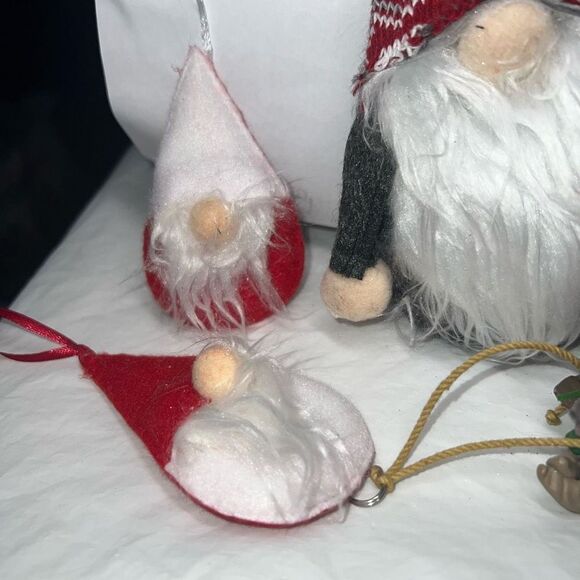 Set of‎ Six Gnome Christmas Tree Ornaments - Picture 3 of 9